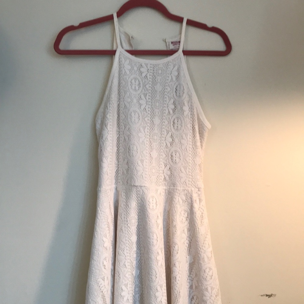 Soft ivory lace dress with lining